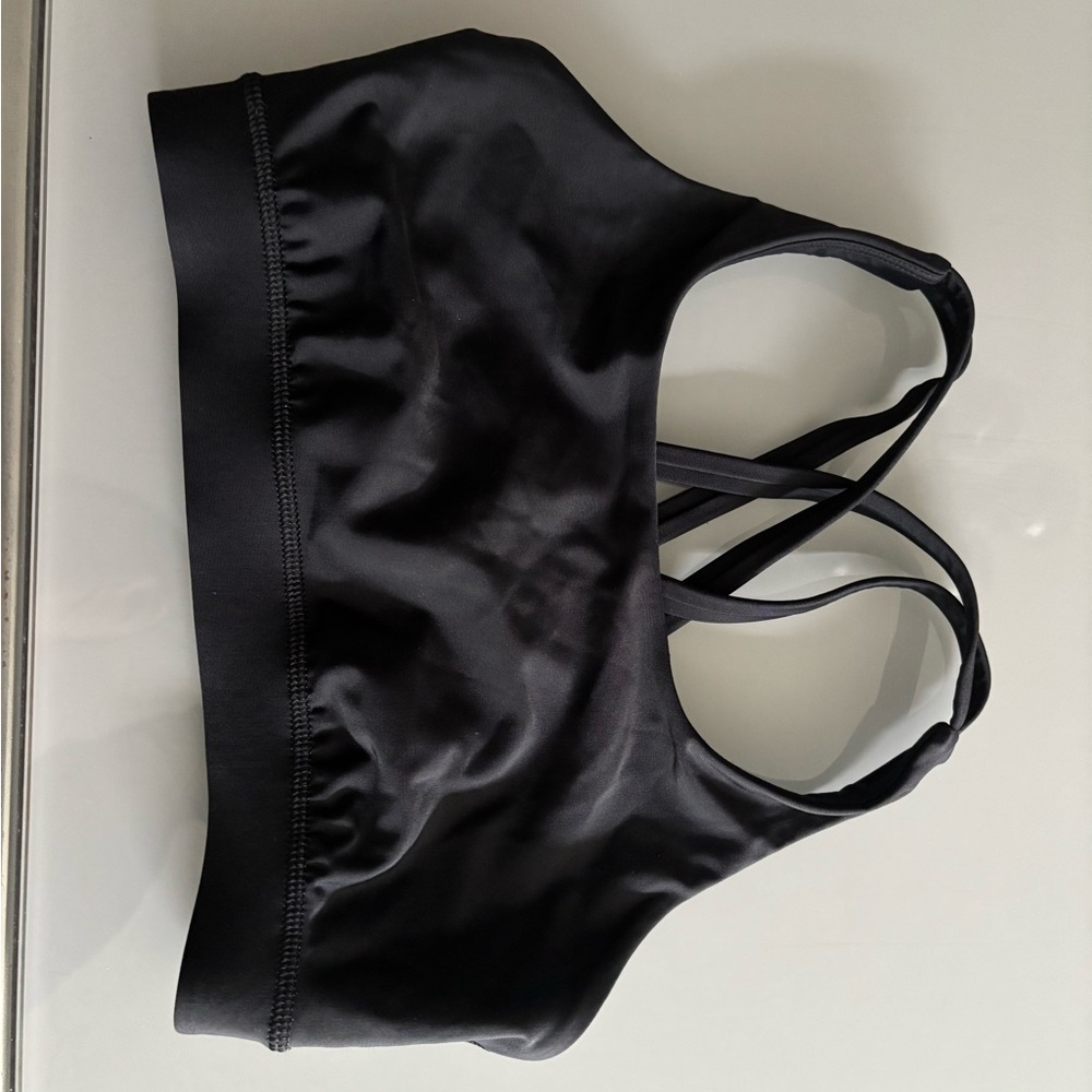 Lululemon Black Racerback Sports Bra Moisture-Wicking Intimates Size 4
